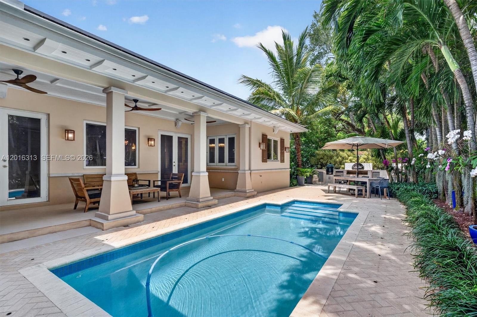 442 Amalfi Ave, Coral Gables FL 33146