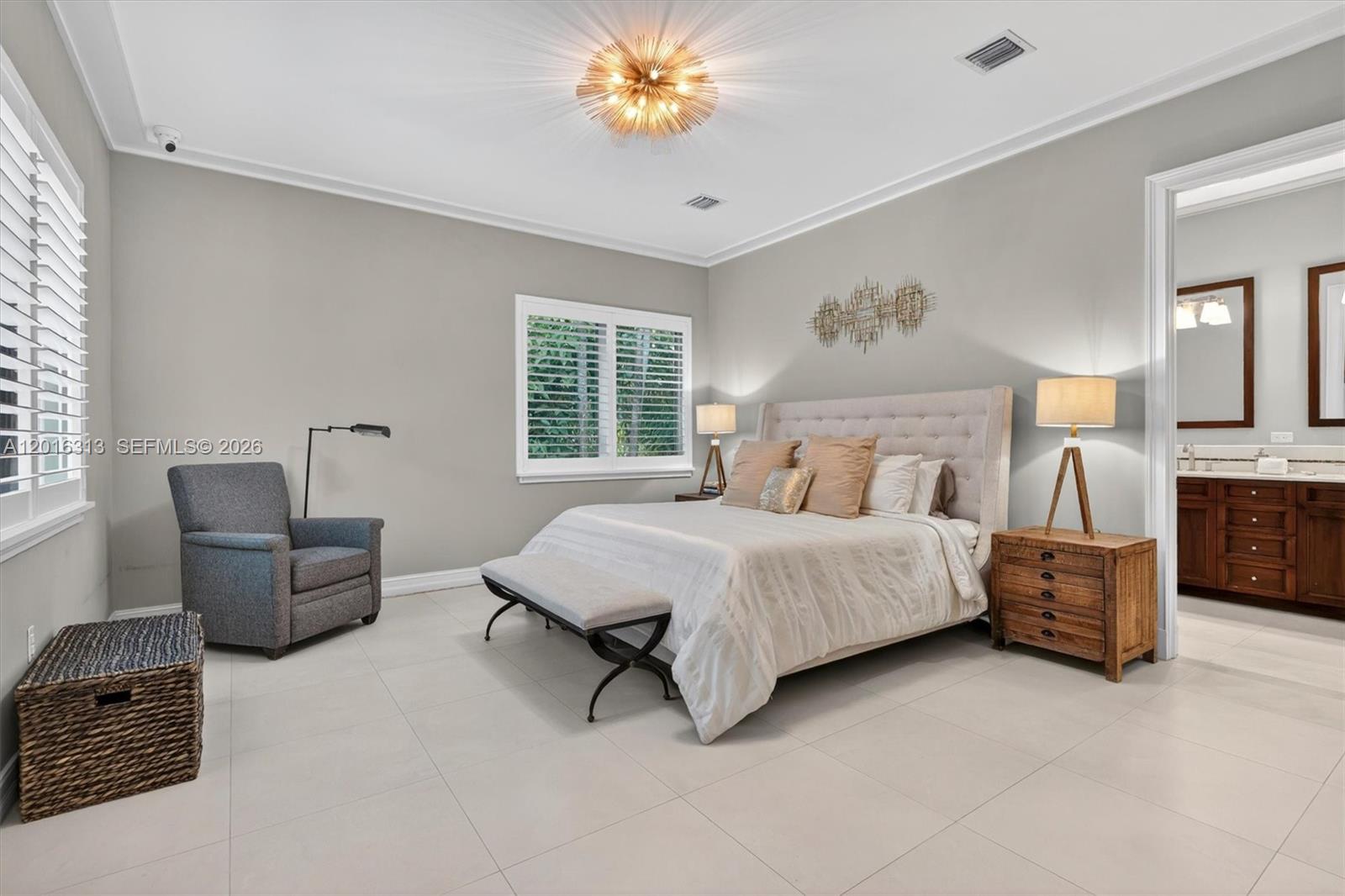 442 Amalfi Ave, Coral Gables FL 33146