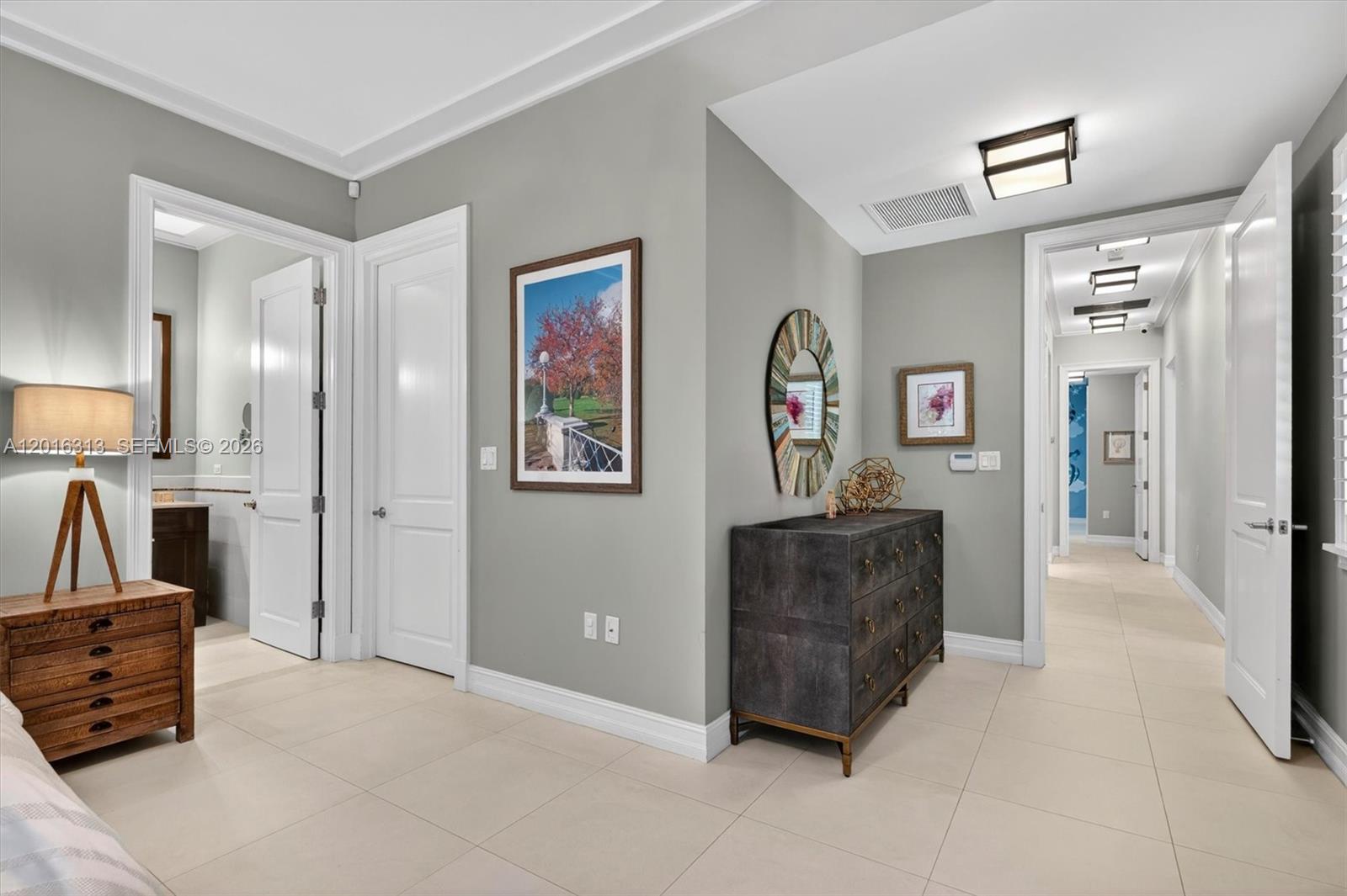 442 Amalfi Ave, Coral Gables FL 33146
