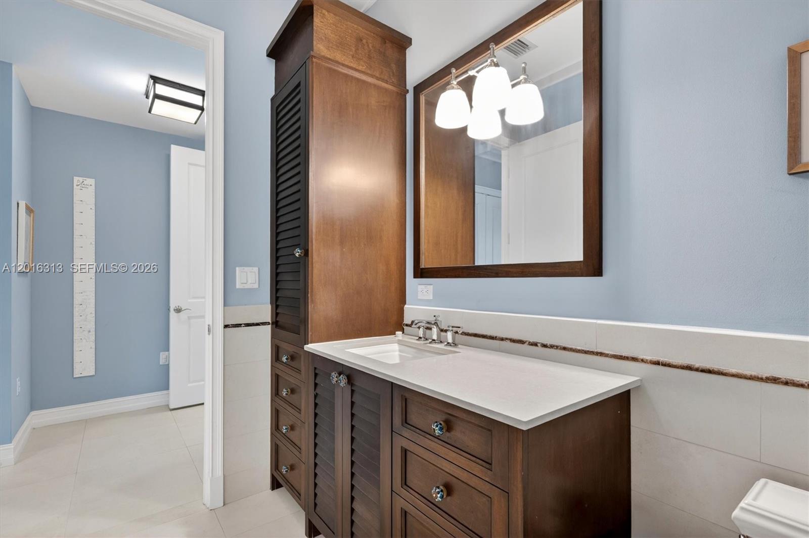 442 Amalfi Ave, Coral Gables FL 33146