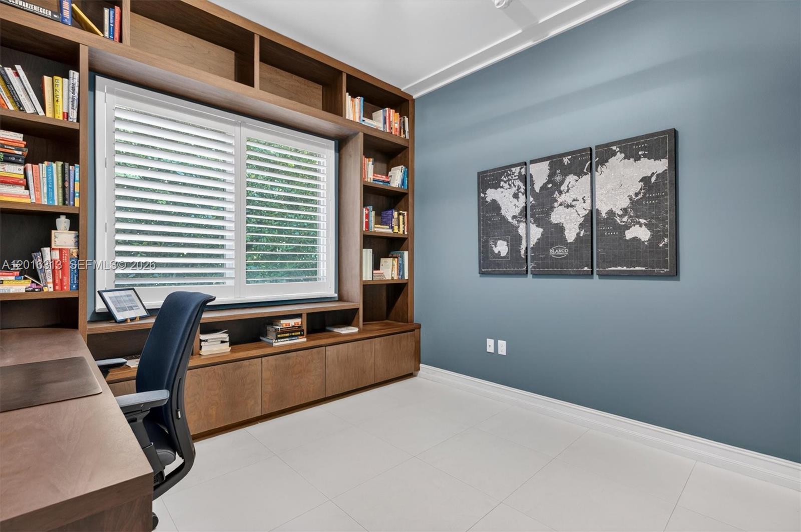 442 Amalfi Ave, Coral Gables FL 33146