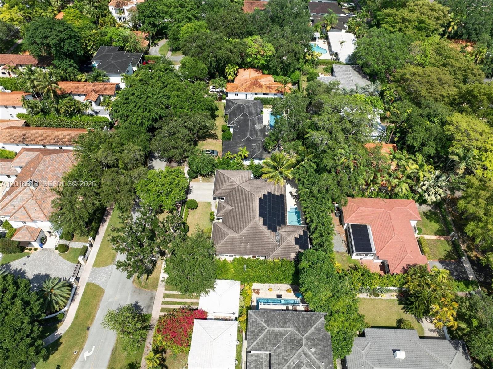 442 Amalfi Ave, Coral Gables FL 33146