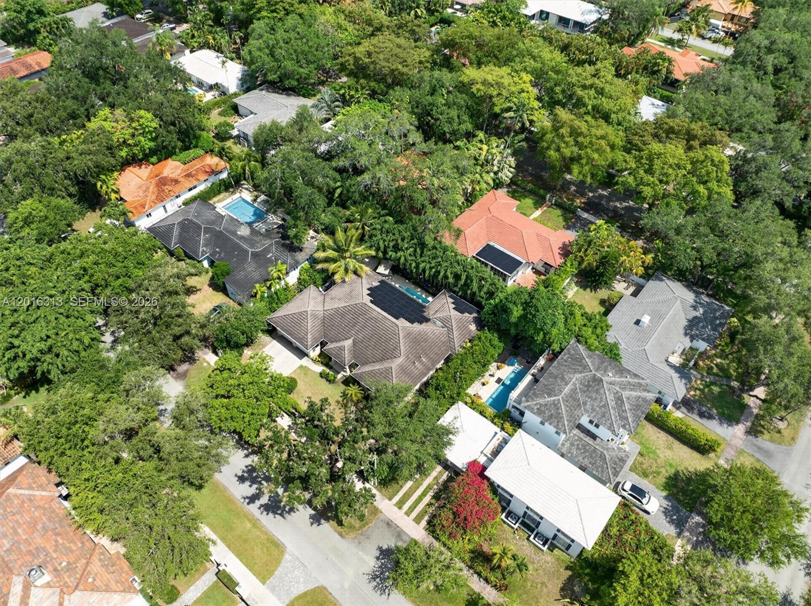 442 Amalfi Ave, Coral Gables FL 33146