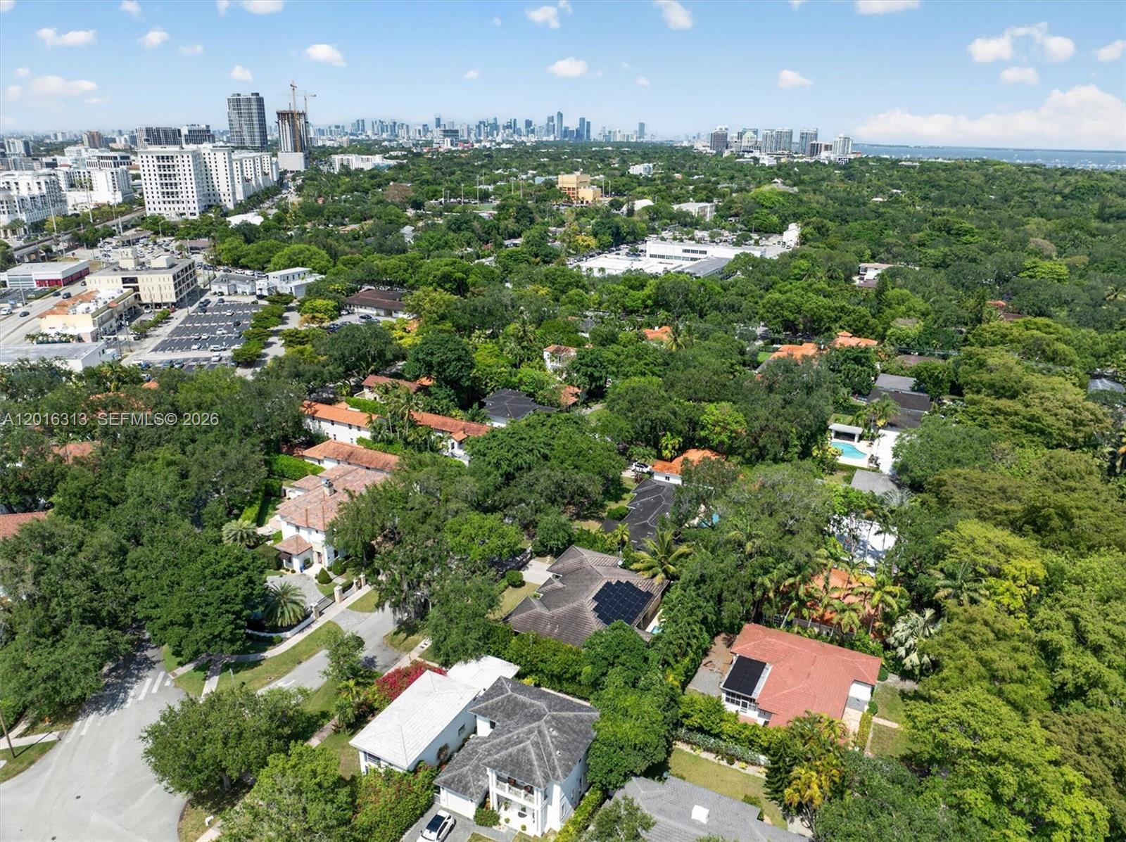 442 Amalfi Ave, Coral Gables FL 33146