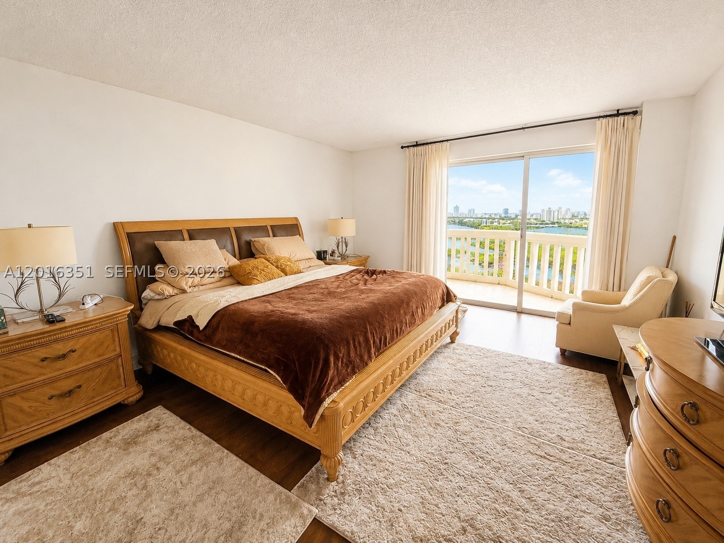 2000 Island Blvd #2710, Aventura FL 33160