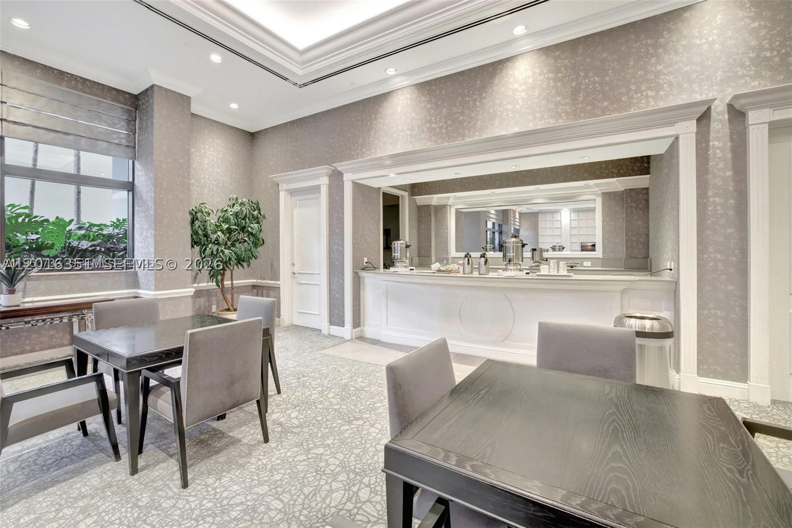 2000 Island Blvd #2710, Aventura FL 33160