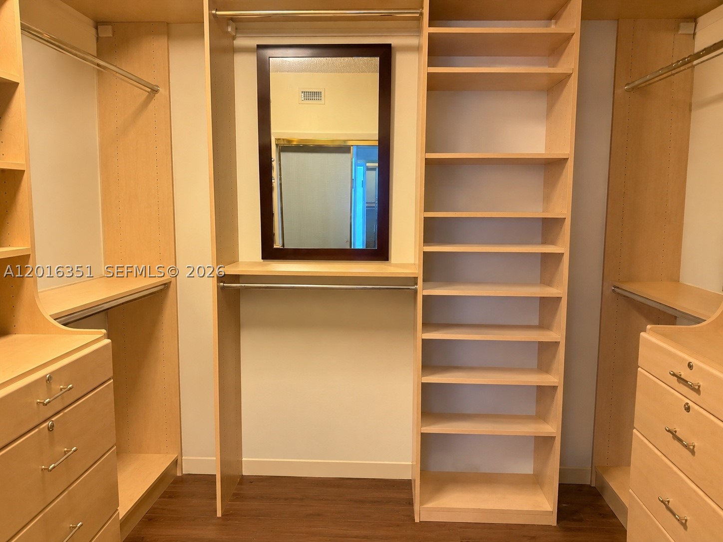 2000 Island Blvd #2710, Aventura FL 33160