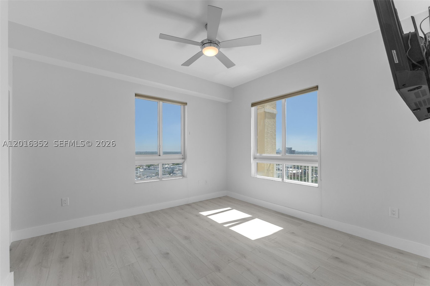 7350 SW 89th St #2202S, Miami FL 33156