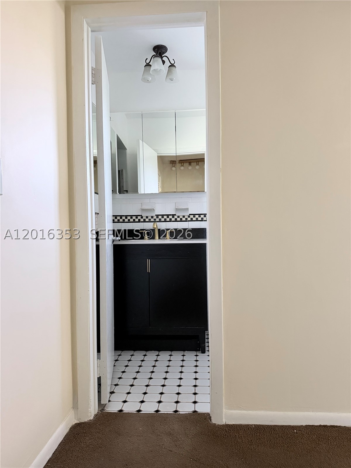 4420 NW 16th St, Lauderhill FL 33313