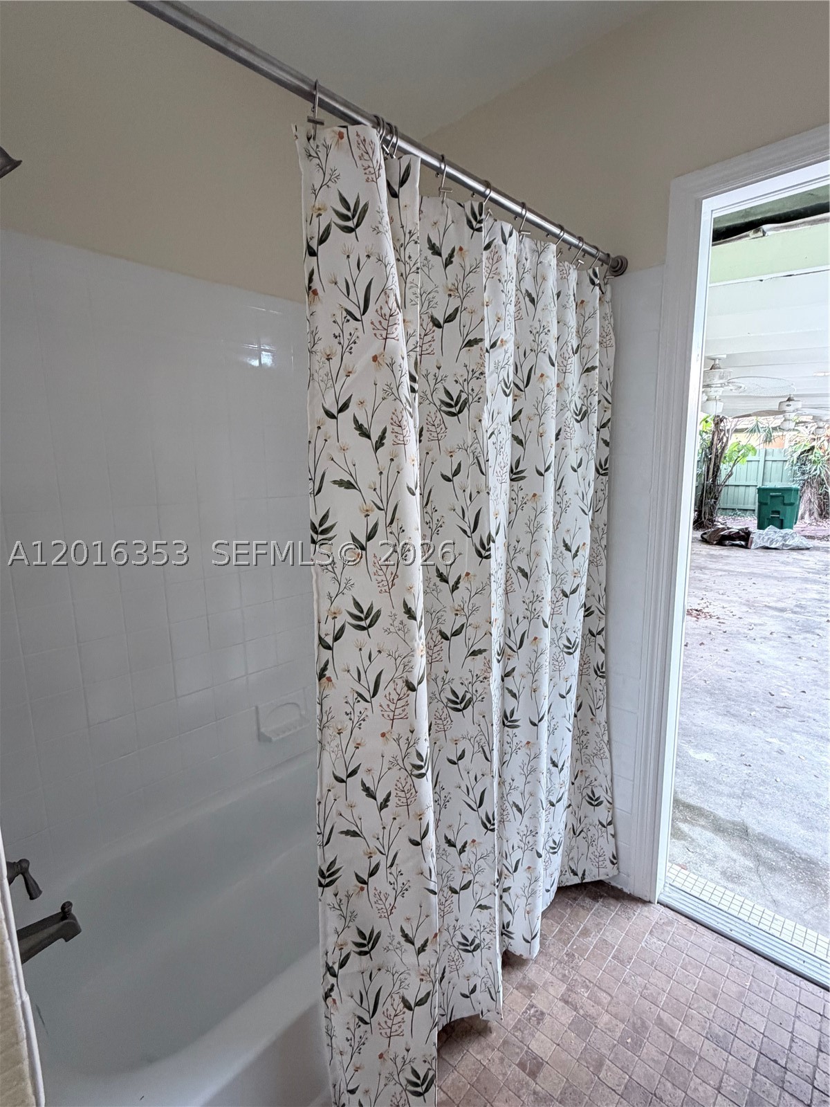 4420 NW 16th St, Lauderhill FL 33313