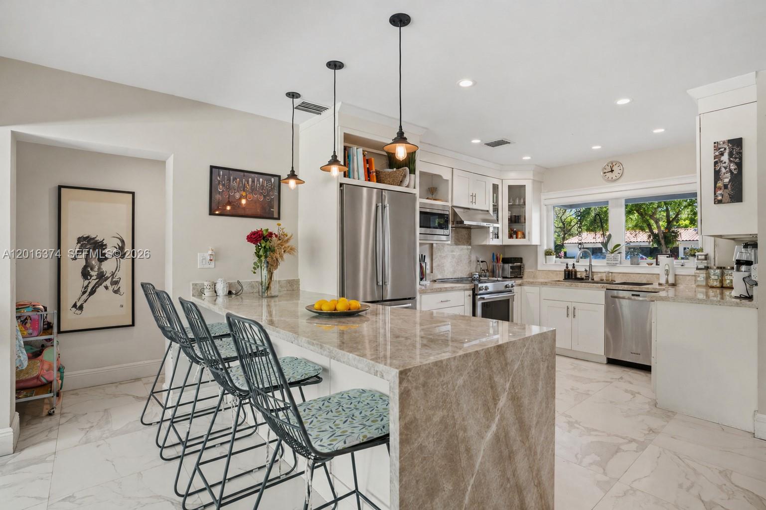 7830 SW 53rd Pl, Miami FL 33143