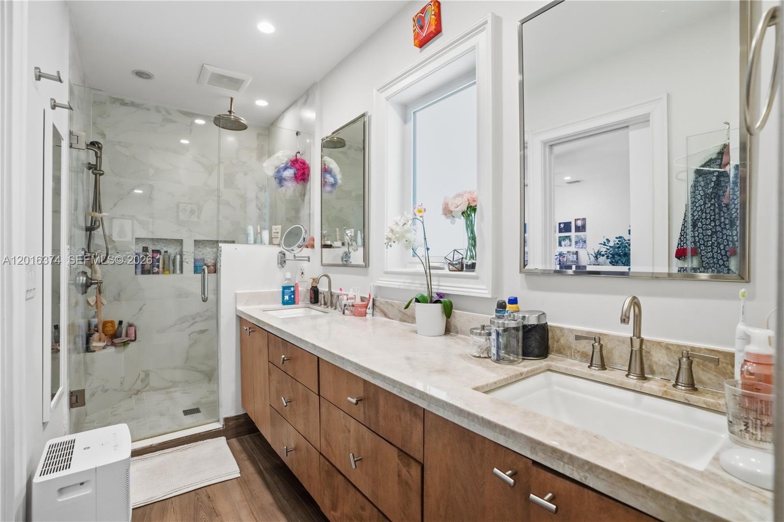 7830 SW 53rd Pl, Miami FL 33143