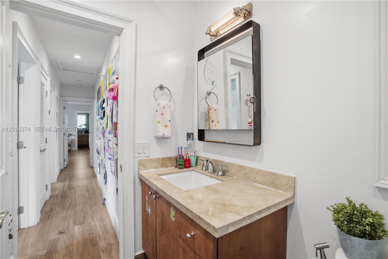 7830 SW 53rd Pl, Miami FL 33143