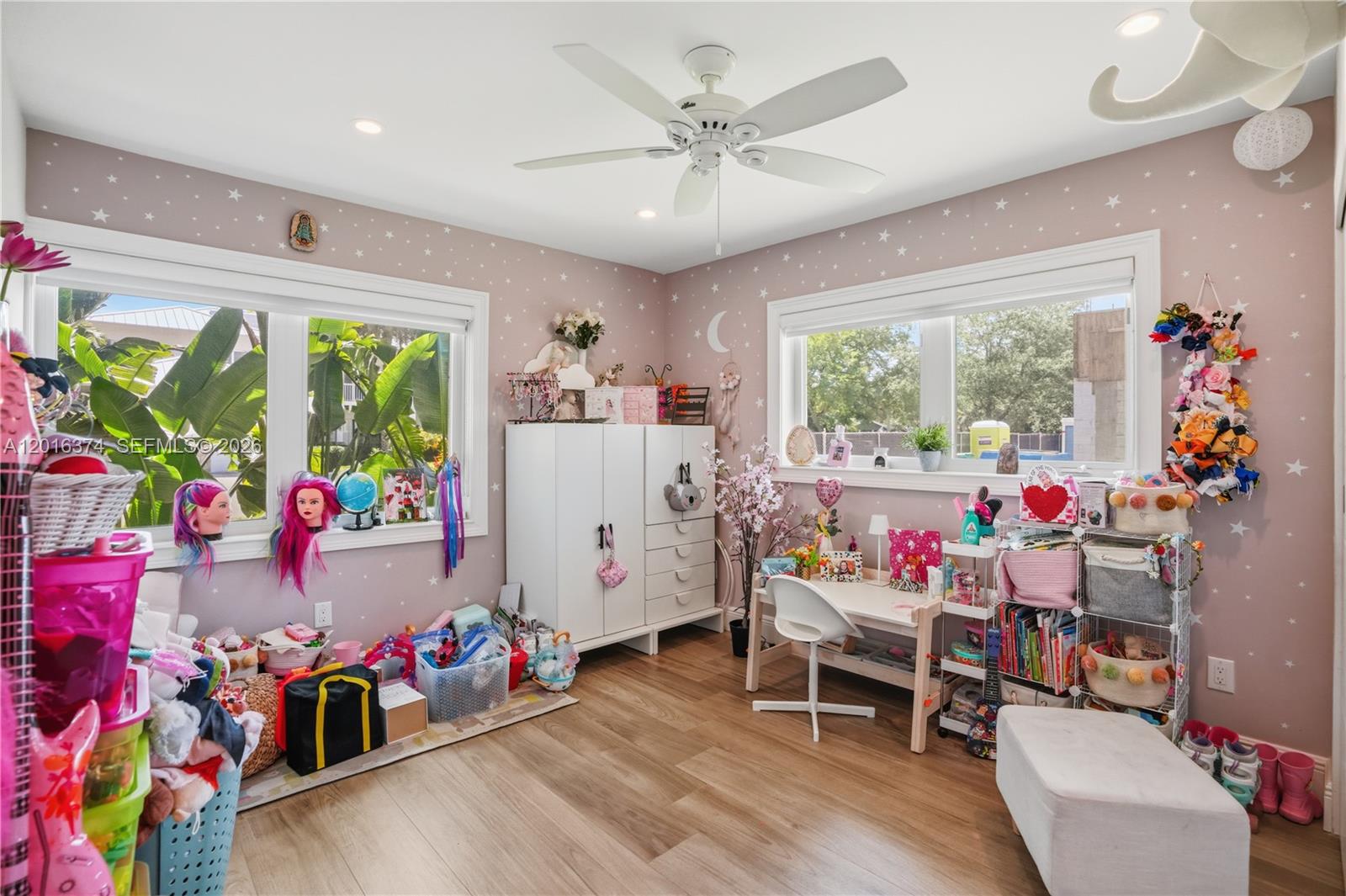 7830 SW 53rd Pl, Miami FL 33143