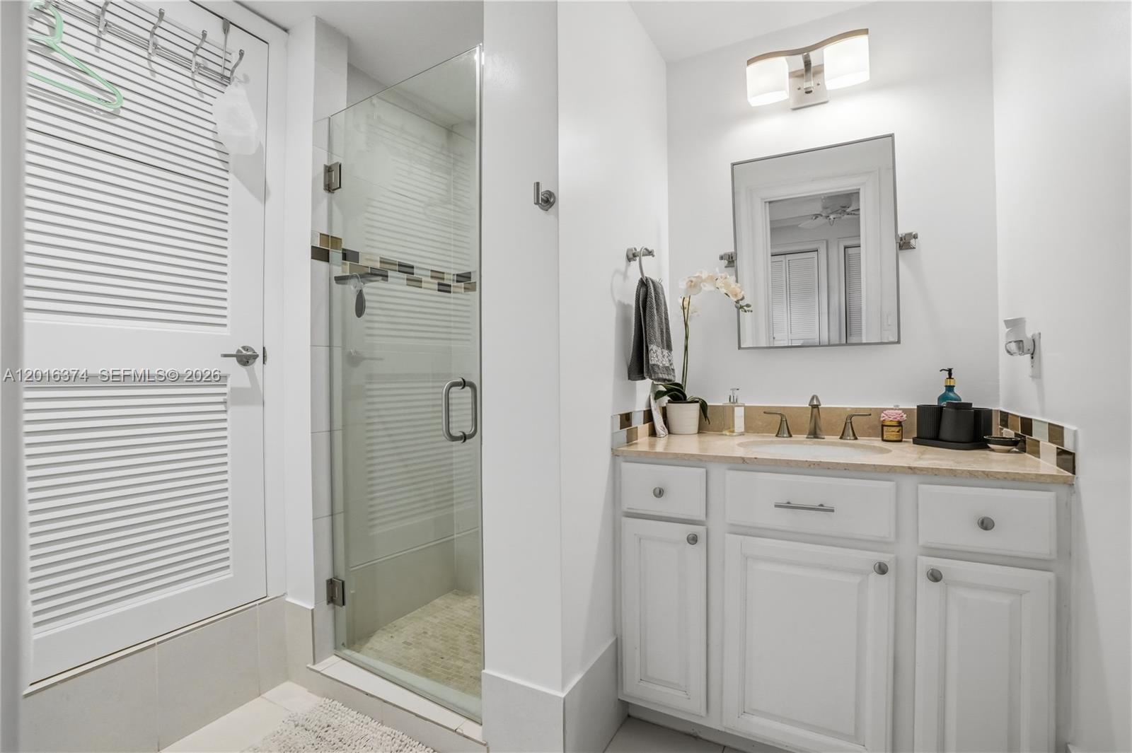 7830 SW 53rd Pl, Miami FL 33143