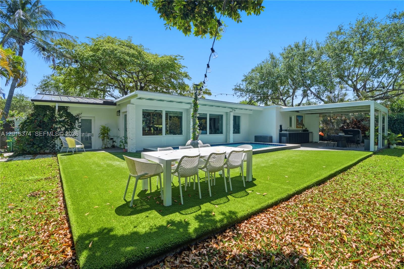 7830 SW 53rd Pl, Miami FL 33143