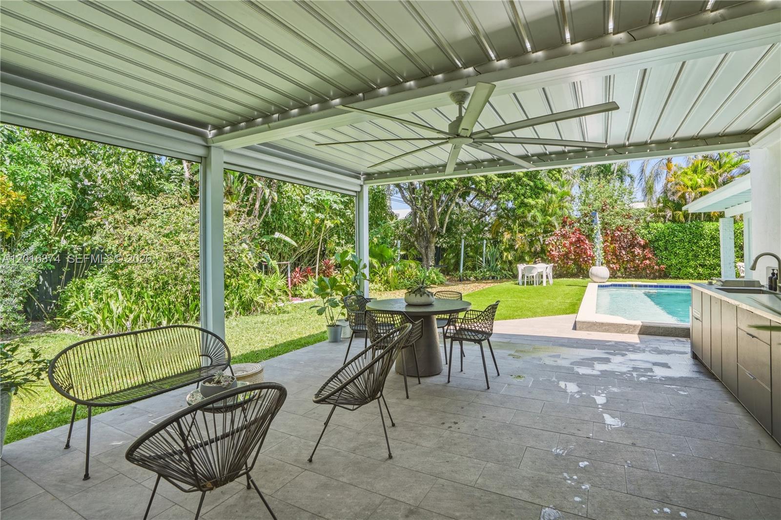 7830 SW 53rd Pl, Miami FL 33143