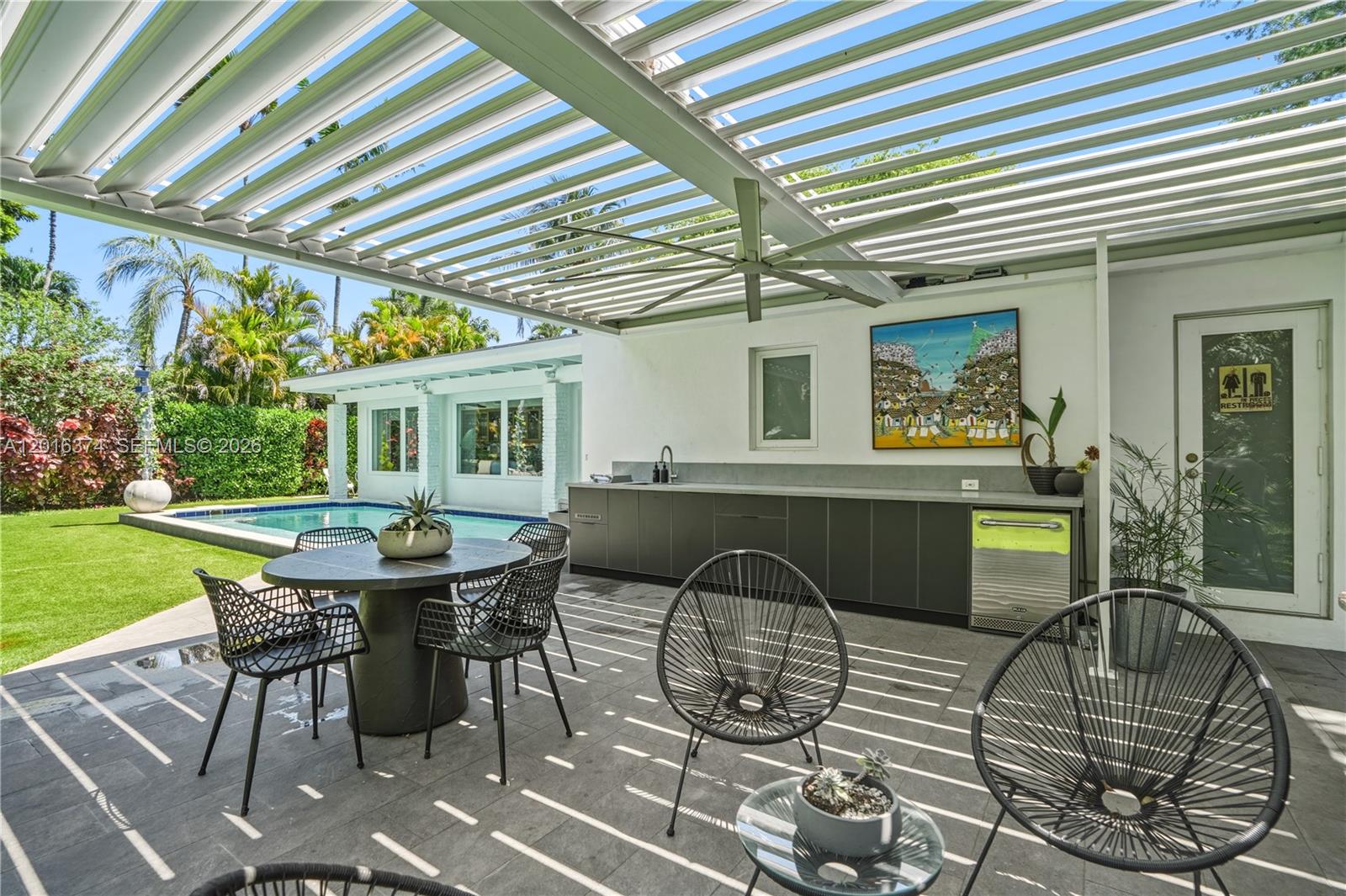 7830 SW 53rd Pl, Miami FL 33143