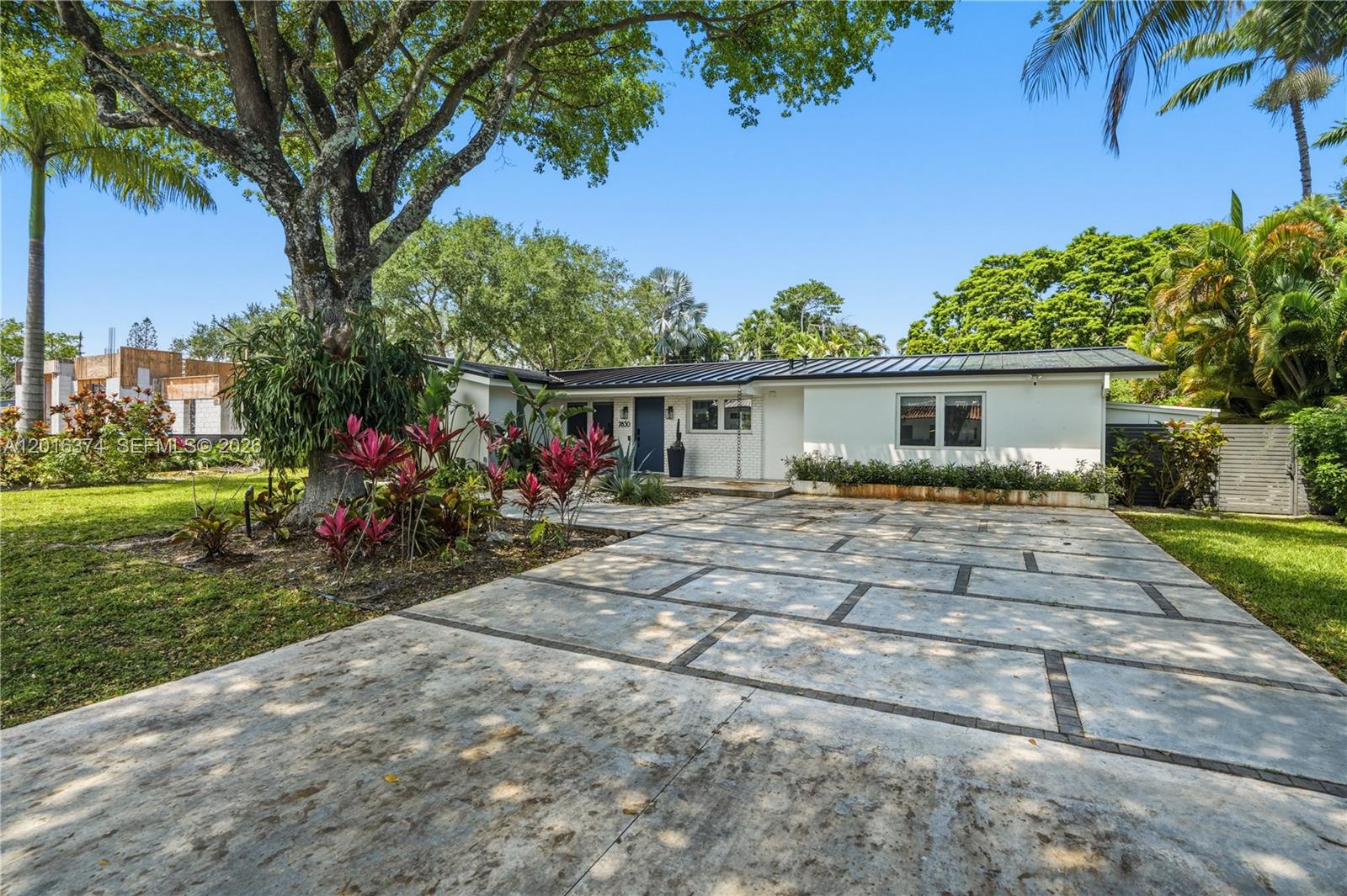 7830 SW 53rd Pl, Miami FL 33143