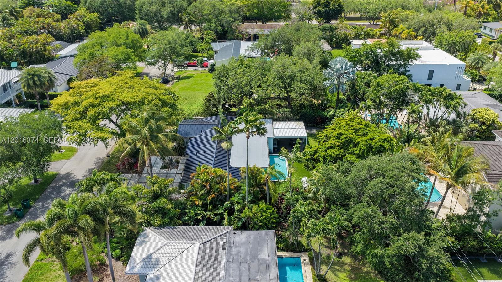 7830 SW 53rd Pl, Miami FL 33143