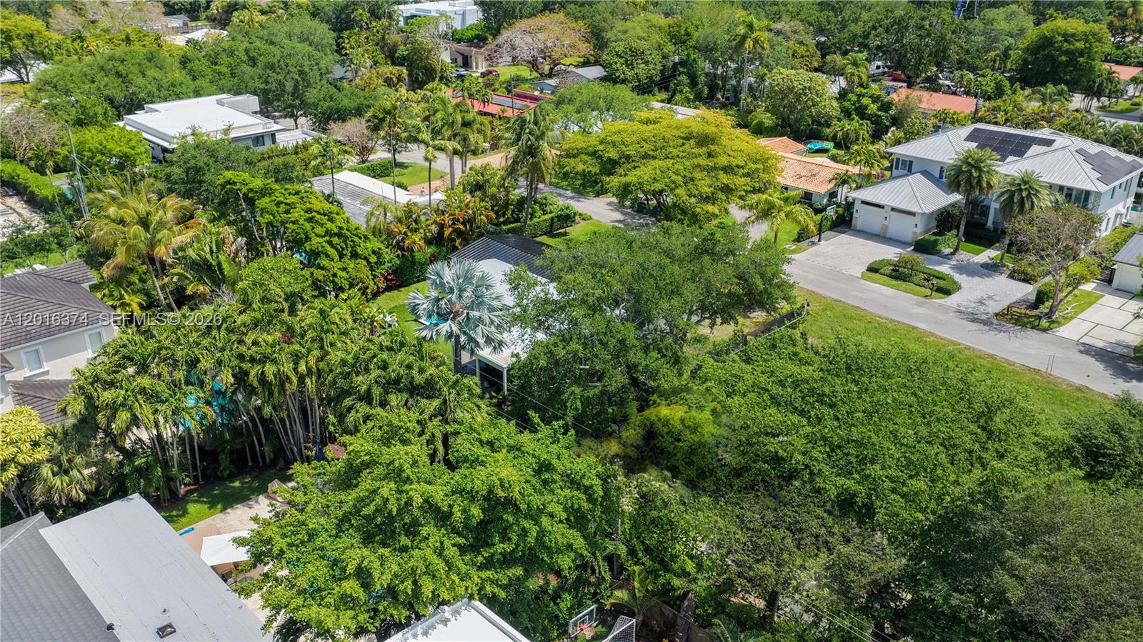 7830 SW 53rd Pl, Miami FL 33143