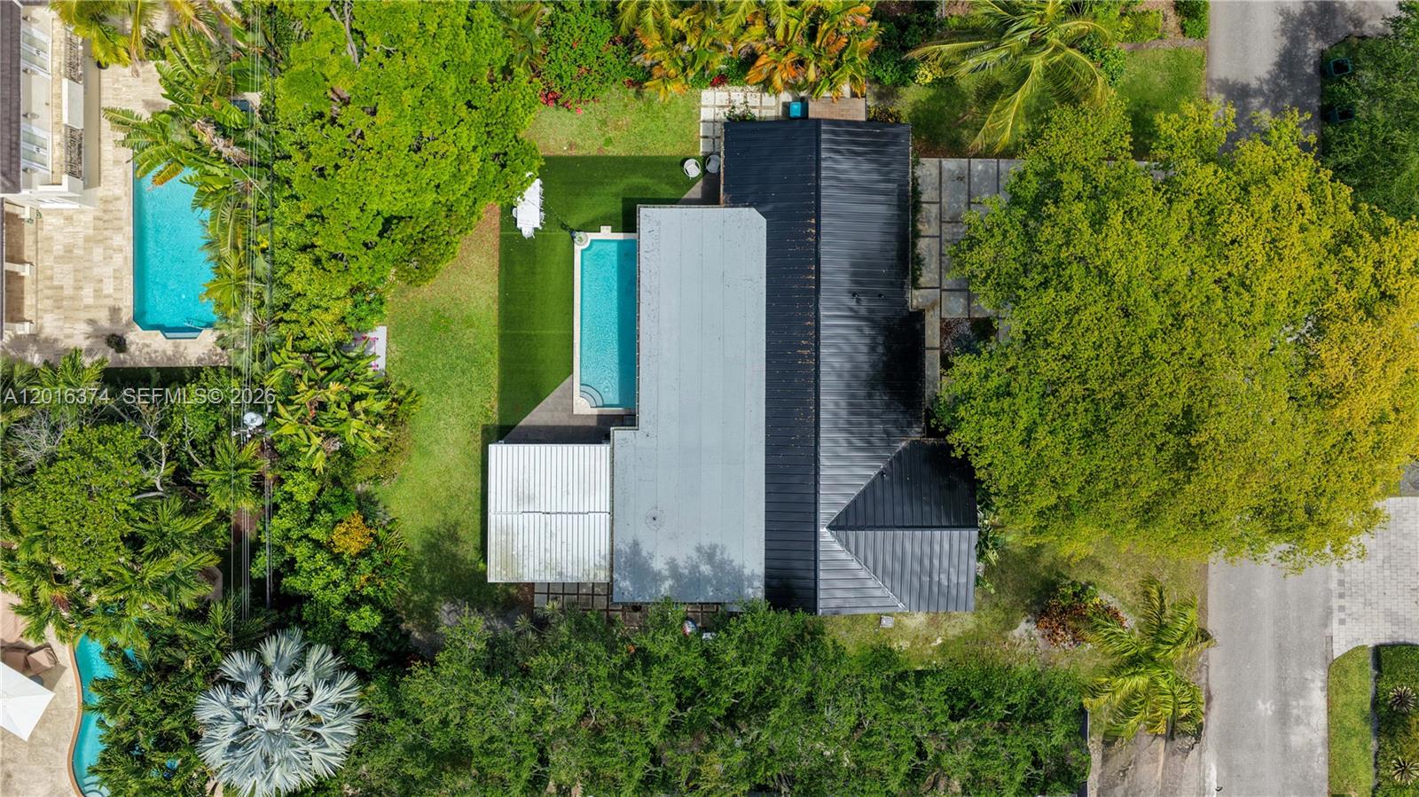 7830 SW 53rd Pl, Miami FL 33143