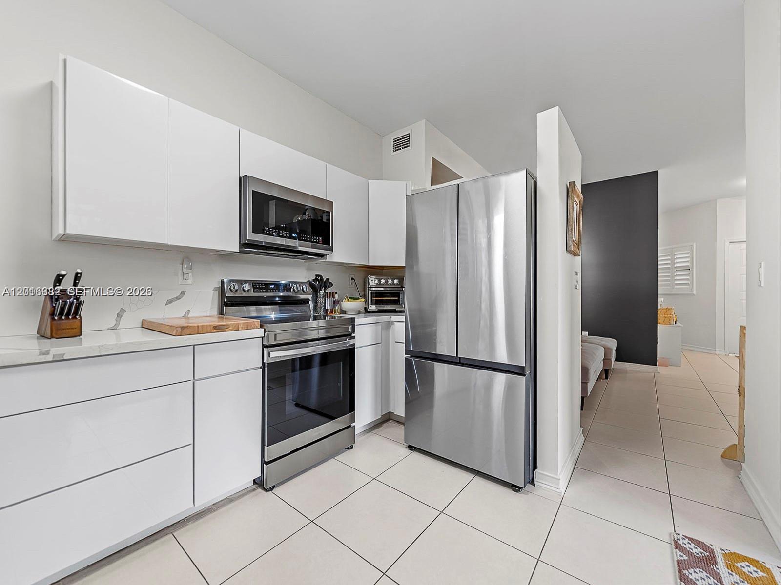 15533 N Miami Lakeway N #101-19, Miami Lakes FL 33014