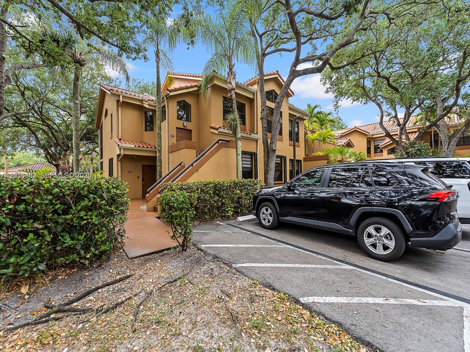 15533 N Miami Lakeway N #101-19, Miami Lakes FL 33014