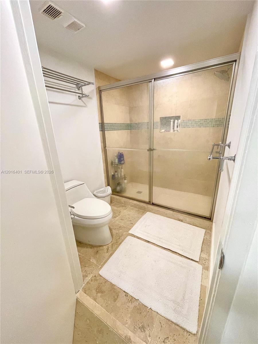 3400 NE 192nd St #1511, Aventura FL 33180