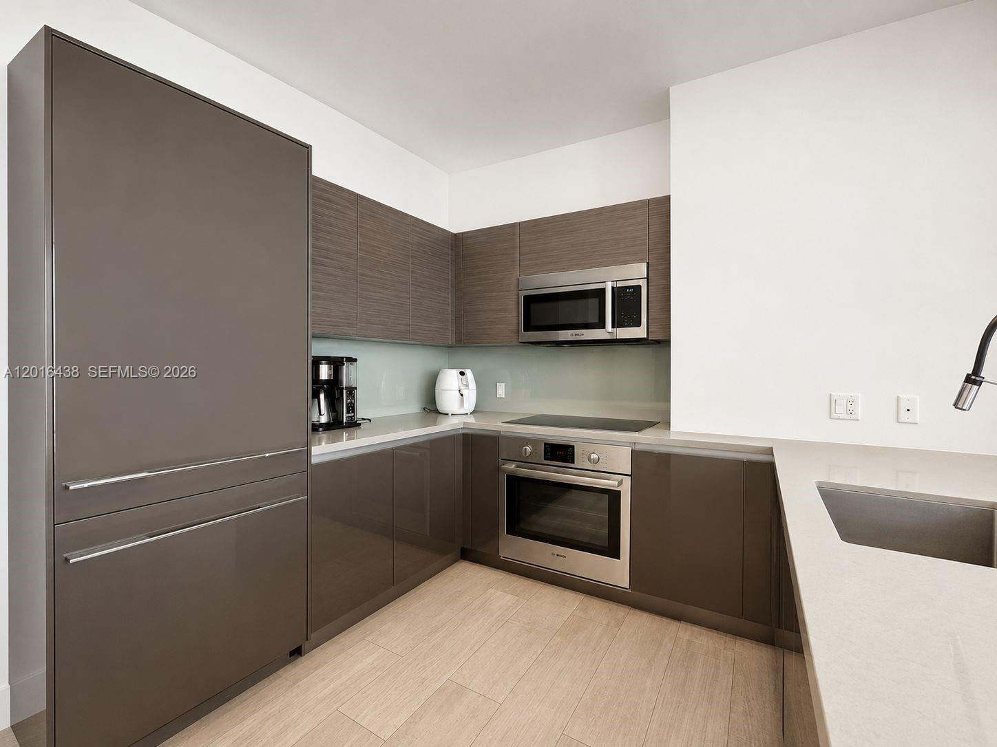 1080 Brickell Ave #1705, Miami FL 33131