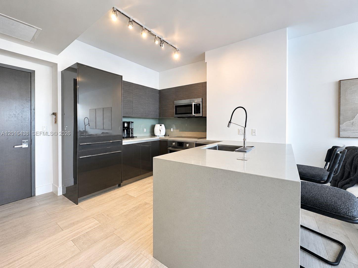 1080 Brickell Ave #1705, Miami FL 33131
