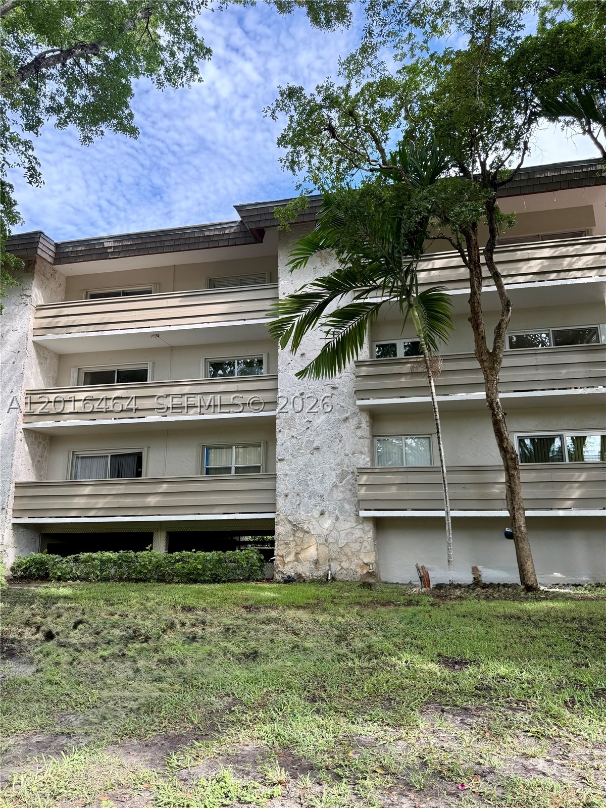 1205 Mariposa Ave #301, Coral Gables FL 33146