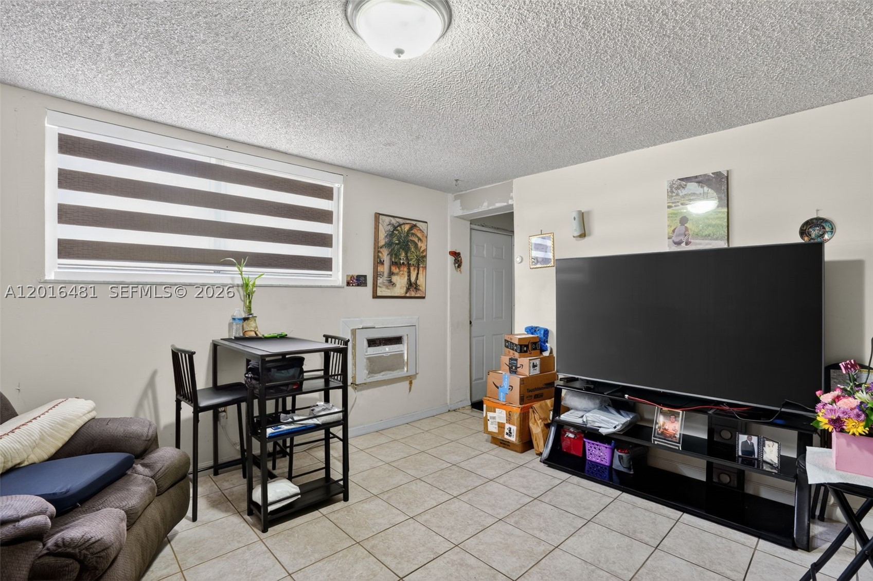 2451 NW 11th St, Miami FL 33125