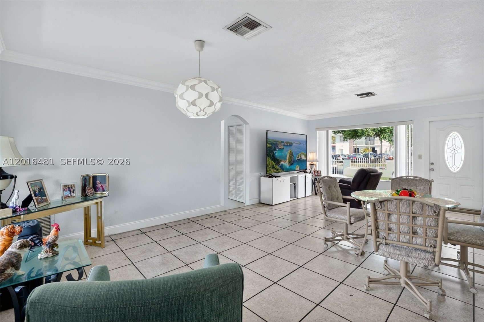 2451 NW 11th St, Miami FL 33125