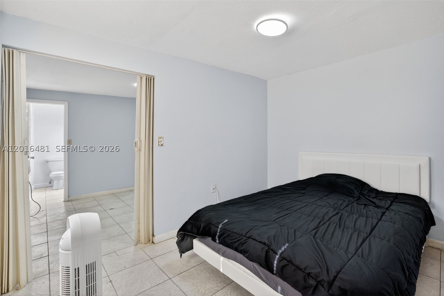 2451 NW 11th St, Miami FL 33125