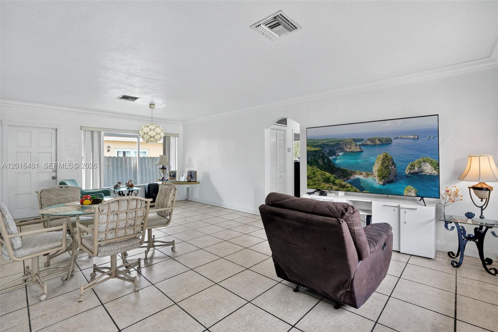 2451 NW 11th St, Miami FL 33125