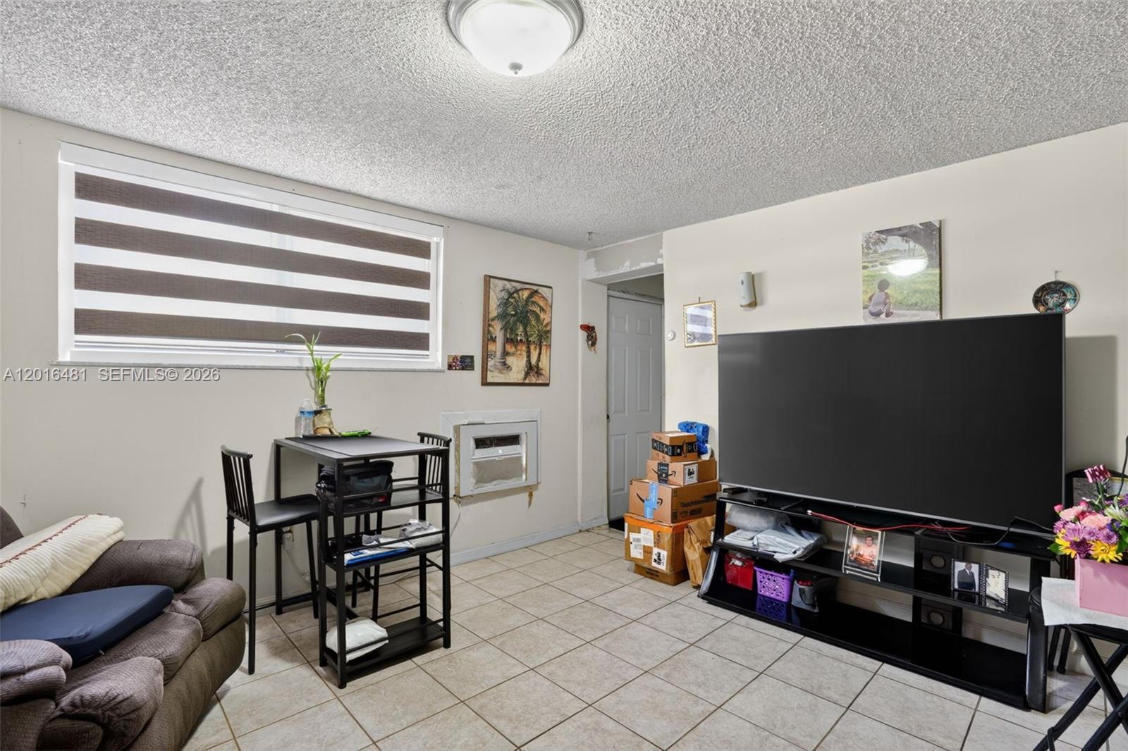 2451 NW 11th St, Miami FL 33125