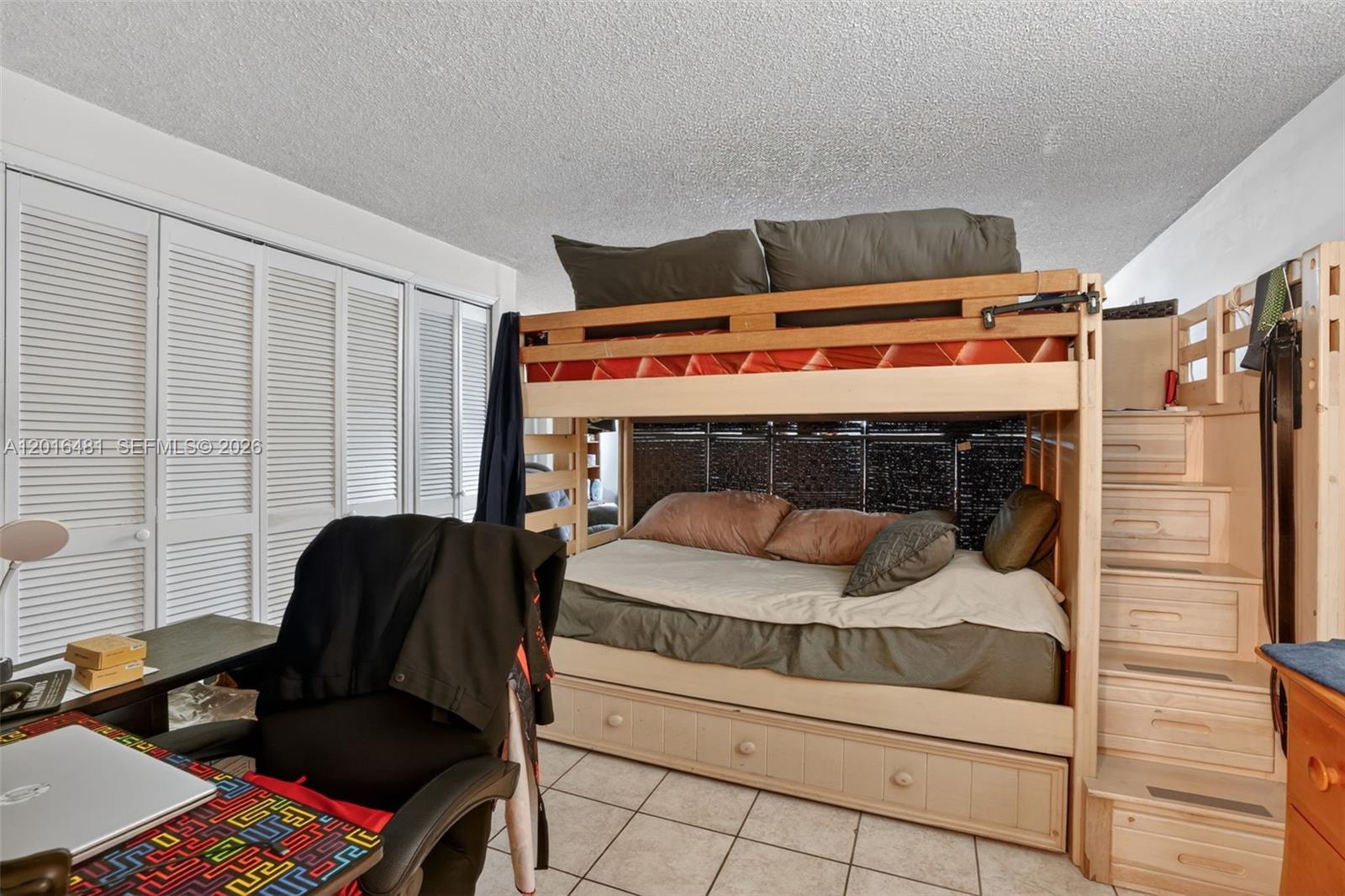 2451 NW 11th St, Miami FL 33125