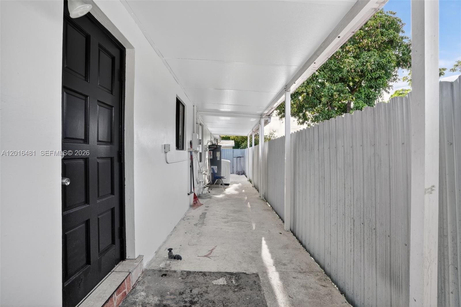 2451 NW 11th St, Miami FL 33125