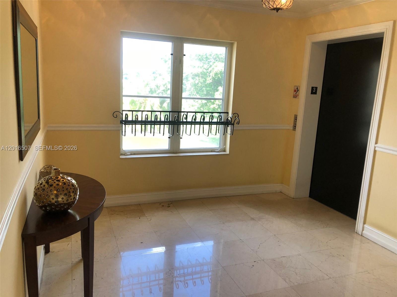 322 Madeira Ave #302, Coral Gables FL 33134