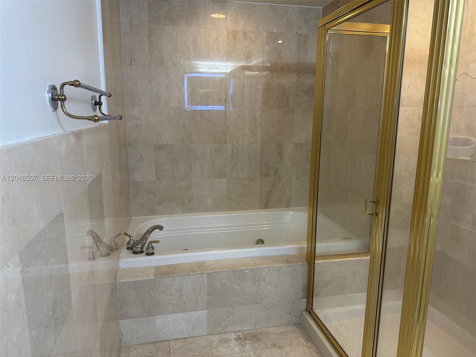 322 Madeira Ave #302, Coral Gables FL 33134