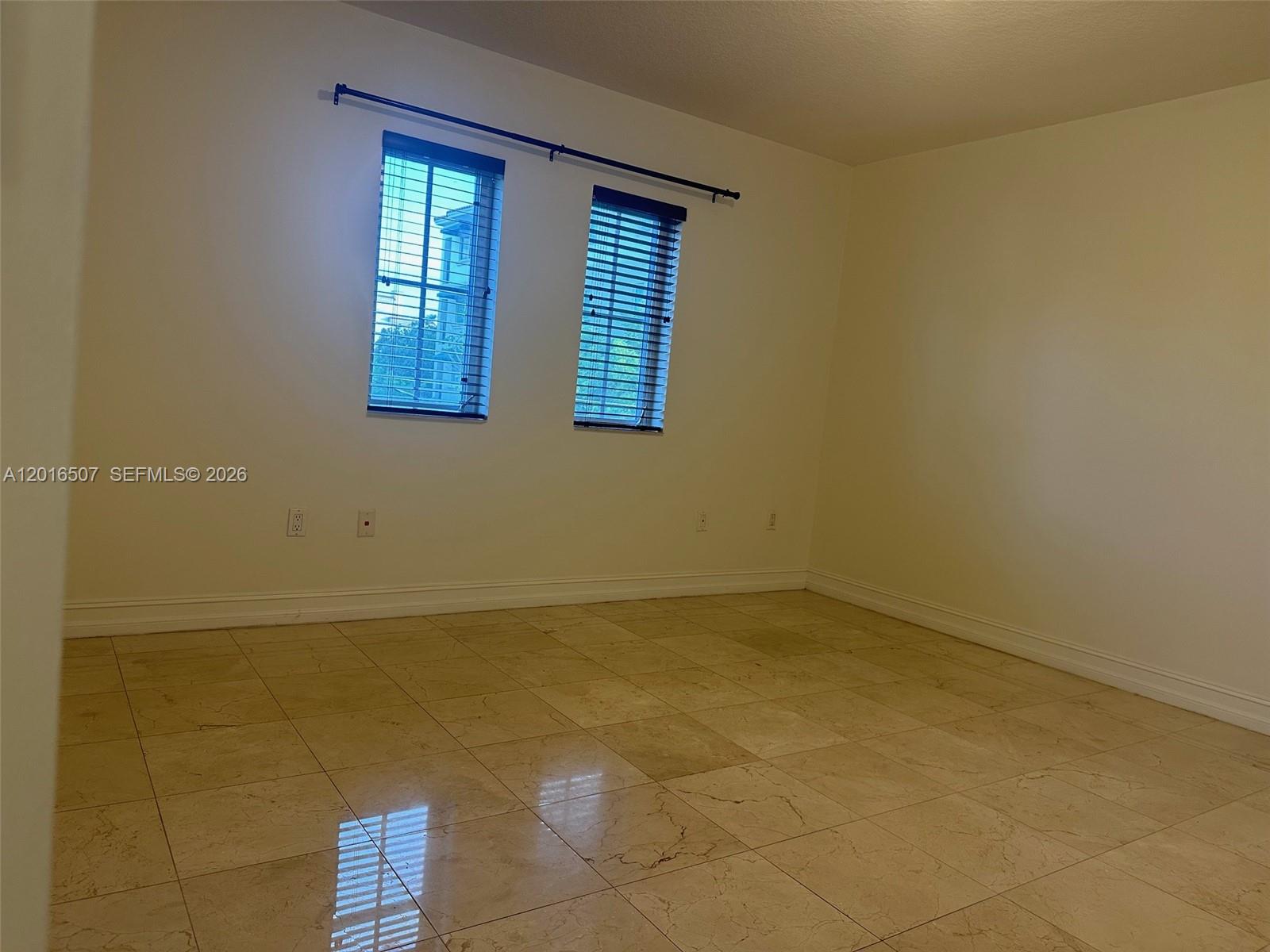 322 Madeira Ave #302, Coral Gables FL 33134