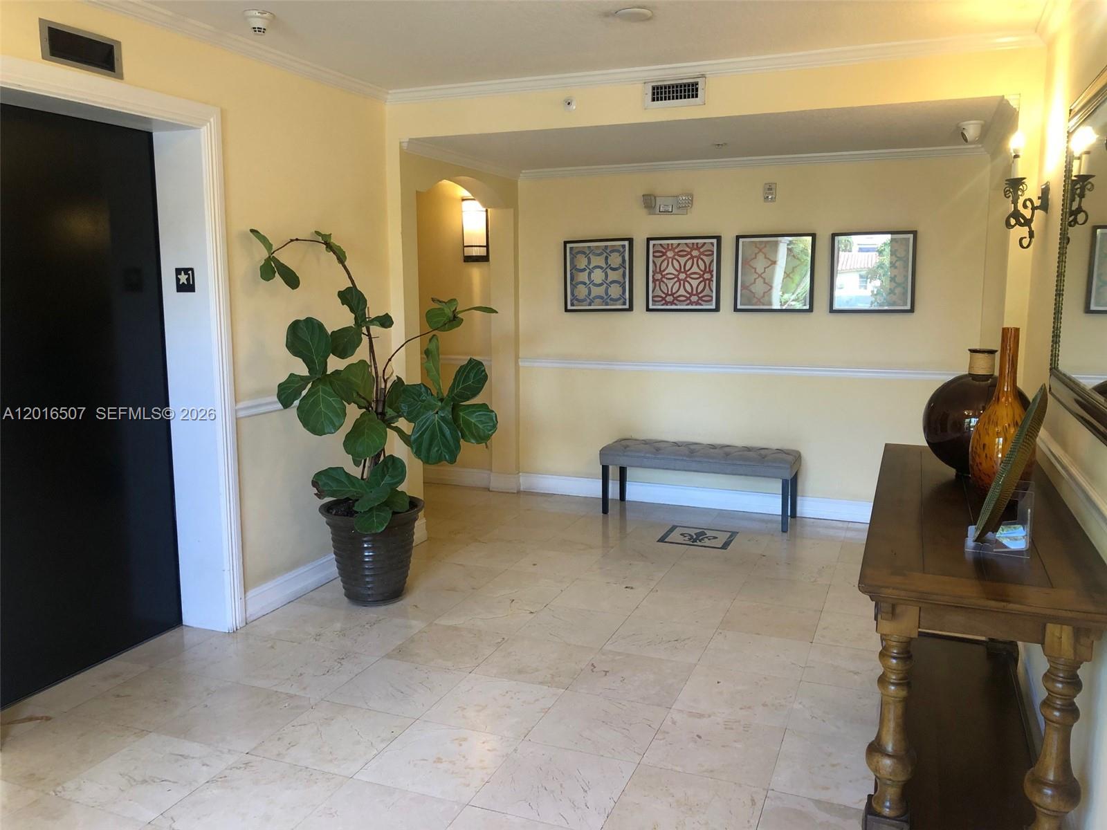 322 Madeira Ave #302, Coral Gables FL 33134