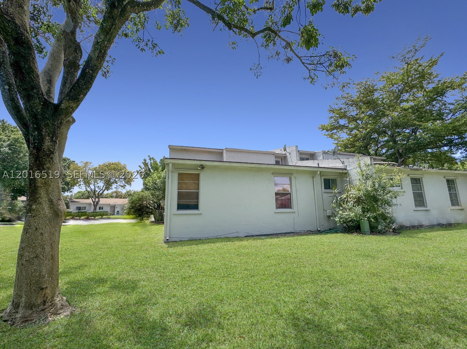 8670 Bridle Path Ct #111A, Davie FL 33328