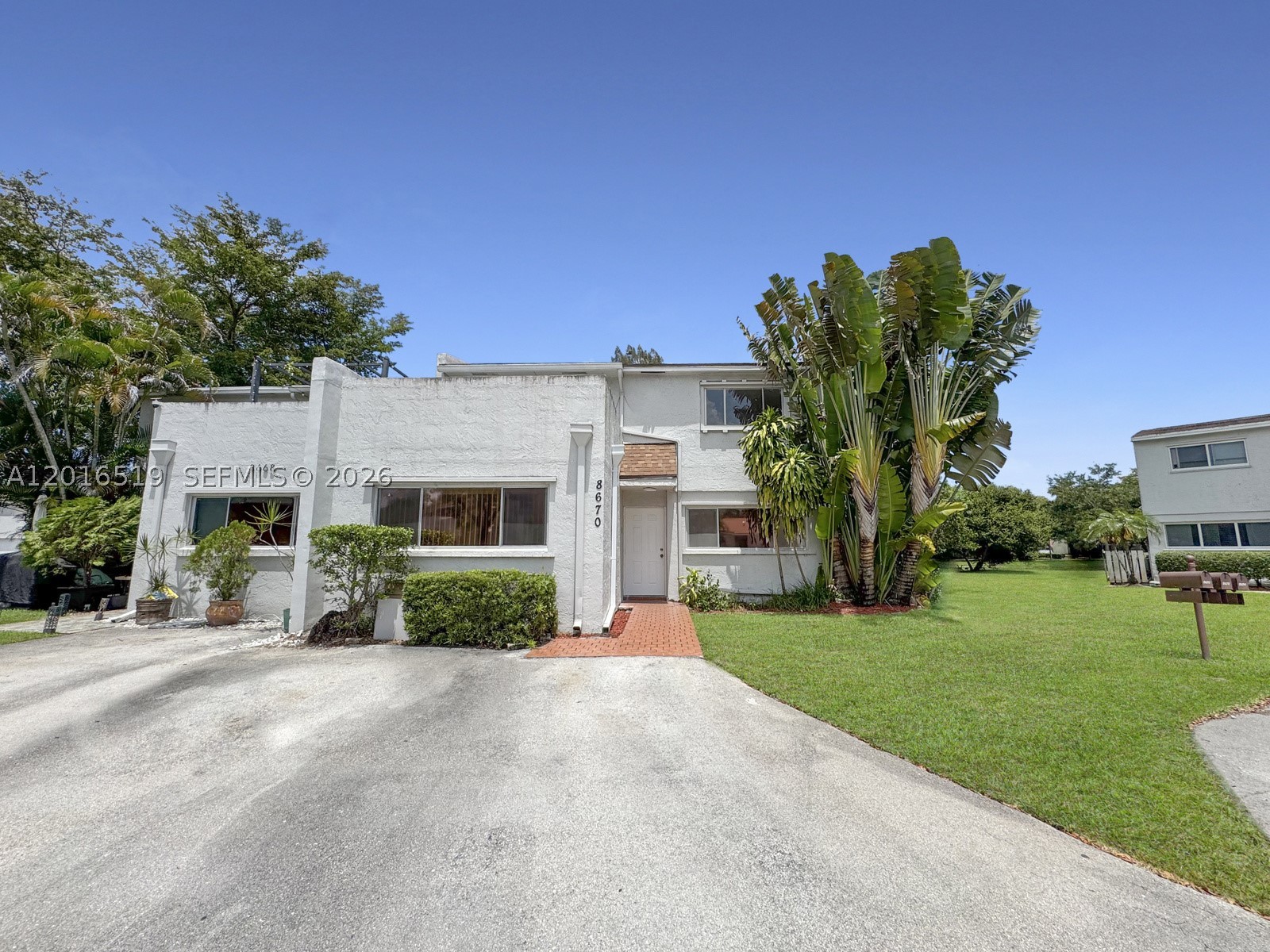 8670 Bridle Path Ct #111A, Davie FL 33328