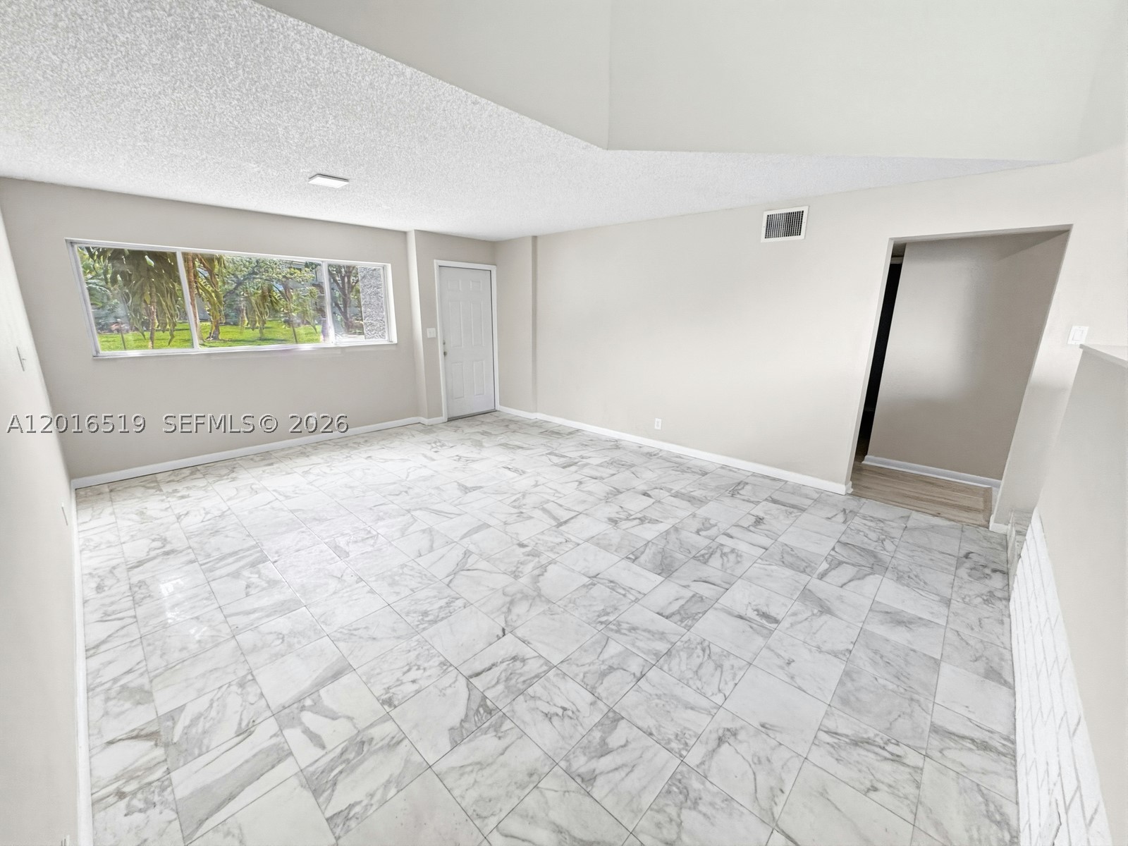 8670 Bridle Path Ct #111A, Davie FL 33328