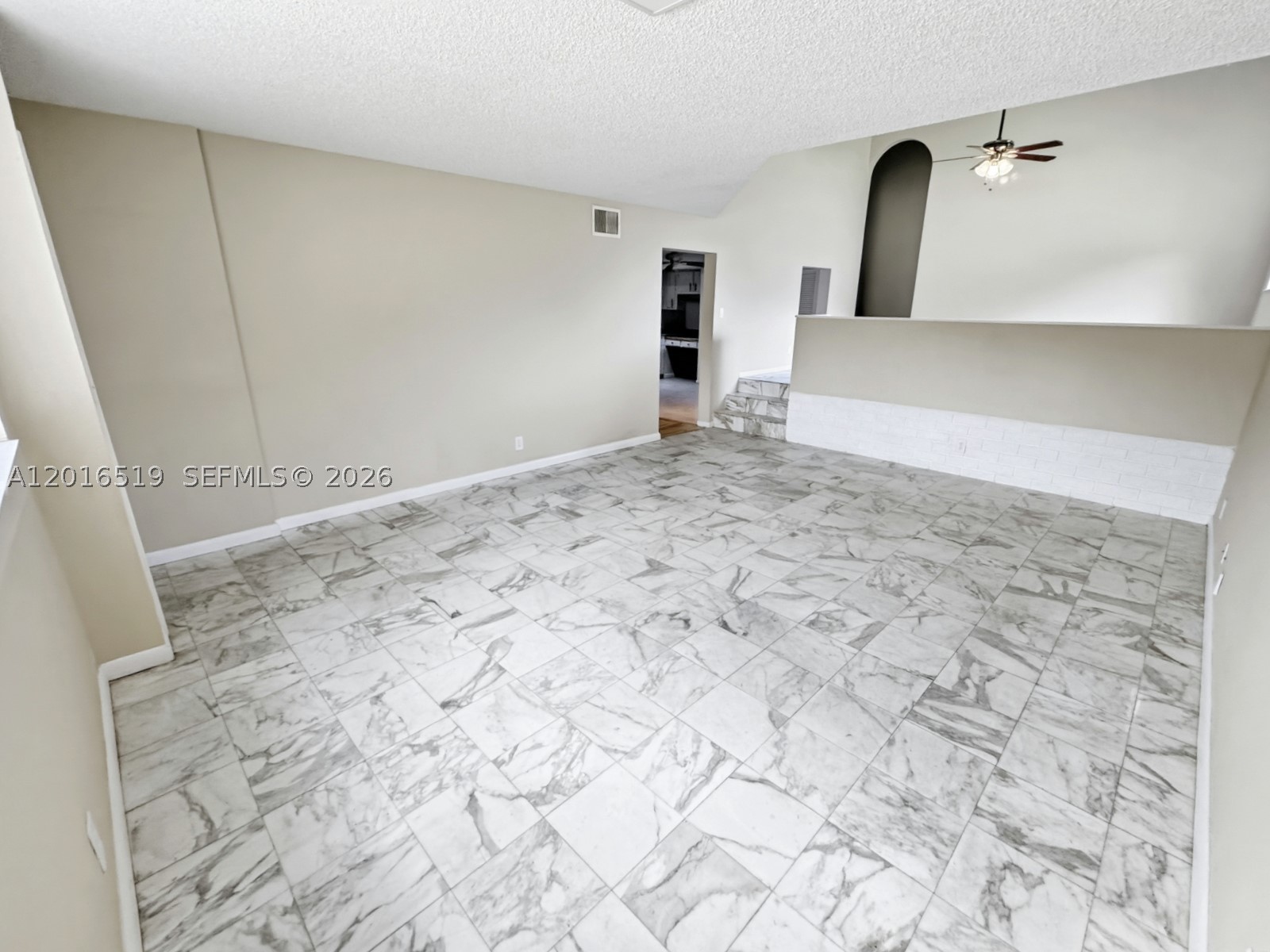 8670 Bridle Path Ct #111A, Davie FL 33328