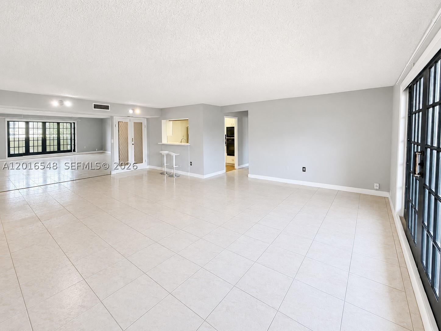110 Salamanca Ave #PH, Coral Gables FL 33134
