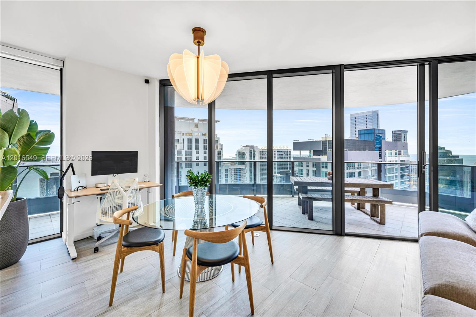 1000 Brickell Plz #4601, Miami FL 33131