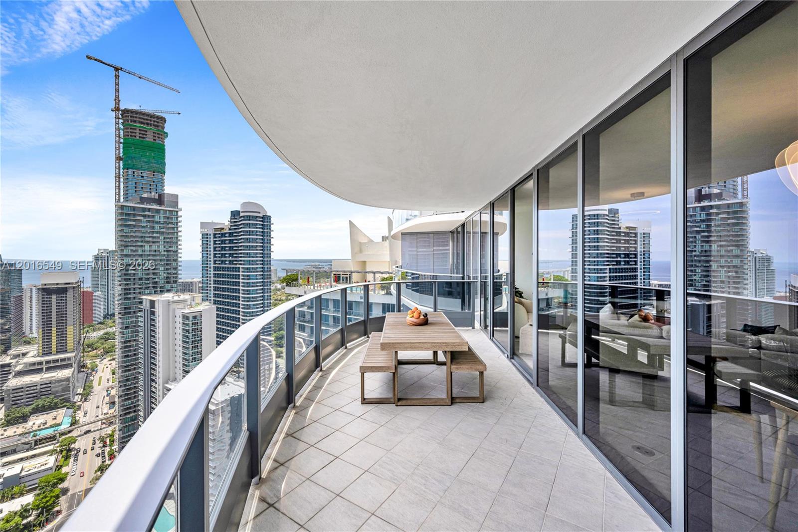 1000 Brickell Plz #4601, Miami FL 33131